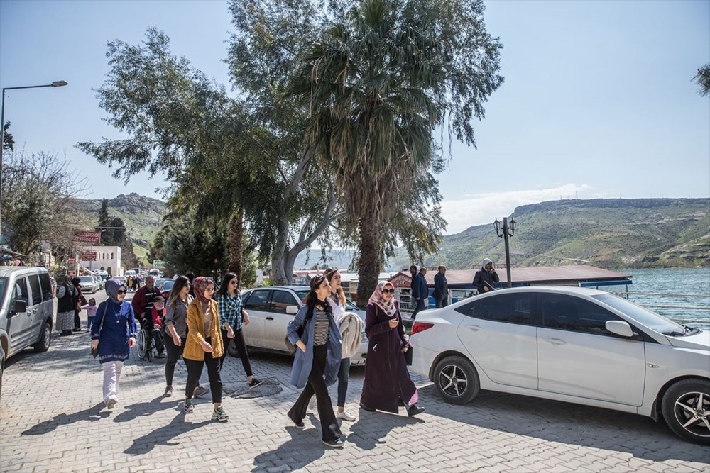 halfeti, rumkale, birecik baraj gölü, savaşan köyü, halfeti tekne turu, şanlıurfa gezilecek yerler