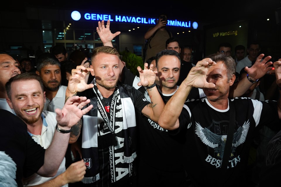 Beşiktaş'ın transfer görüşmelerine başladığı Ciro Immobile, İstanbul'a geldi - 1