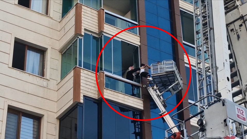 Diyarbakır'da anne ve 3 çocuğunun hayatını kaybettiği yangın: 4 kişi gözaltına alındı - 1