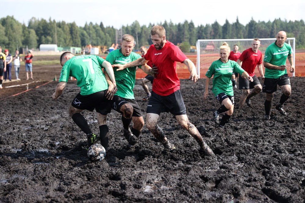 Beyaz Rusya'da bataklık futbol turnuvası - 4