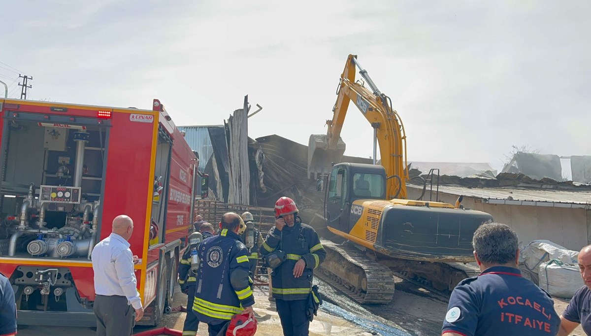 Kocaeli'de fabrika yangını