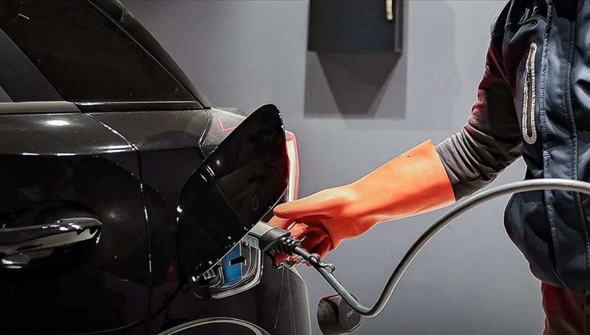 Elektrikli araç kazalarına eğitimli personel müdahale edecek Elektrikli araç kazalarına eğitimli personel müdahale edecek