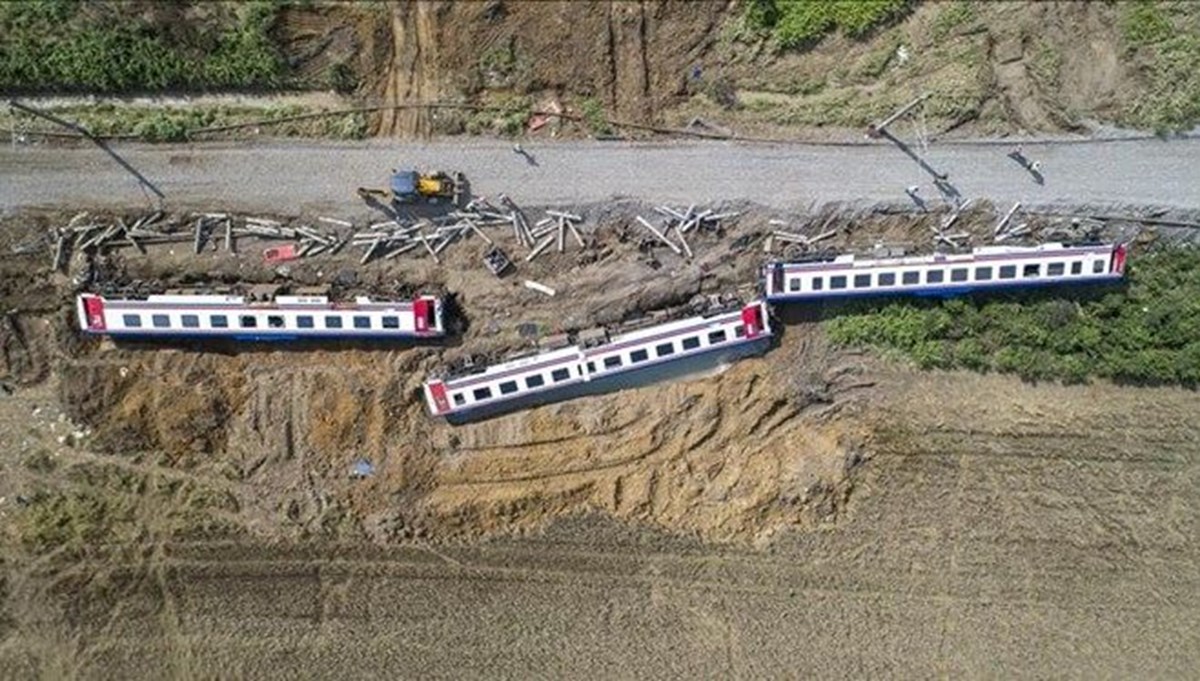 Çorlu'da 25 kişinin öldüğü tren kazasında 3 sanığa tutuklama talebi