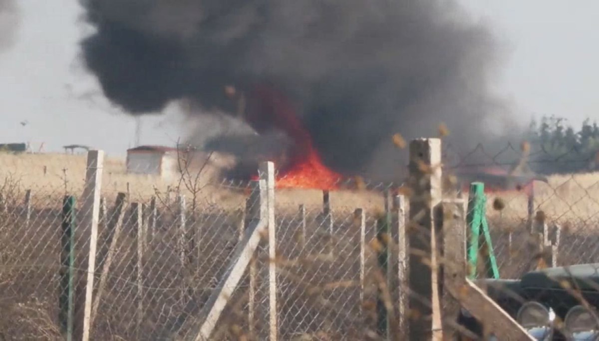 Yanan konteynerde ceset bulundu