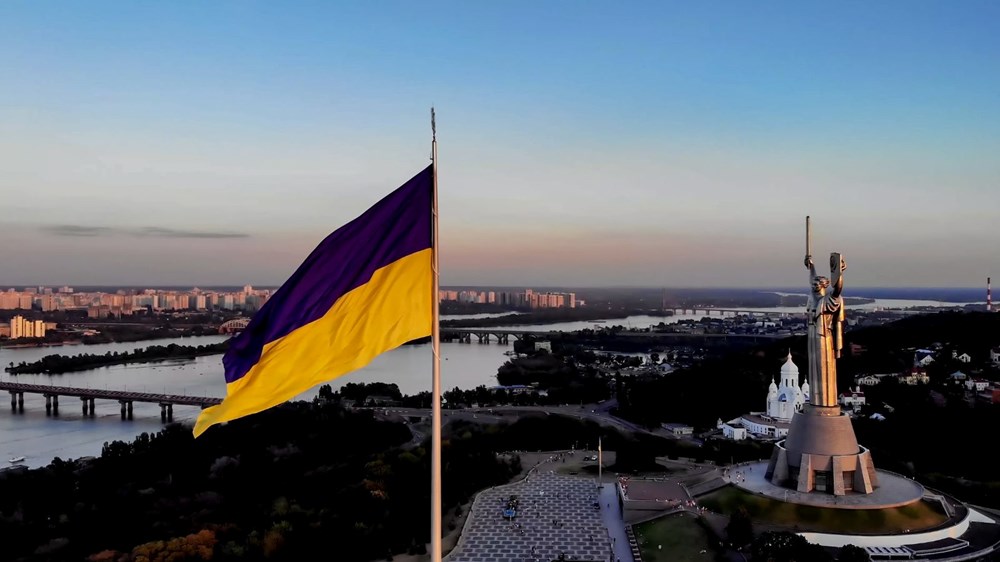 Ukrayna'n�n Lviv M�zesi'ne metal plakal� �nlem