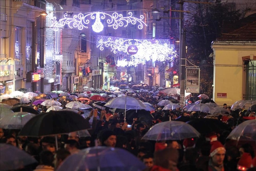 İstanbul’da yılbaşı tedbirleri: 24 saat sürecek yasak başladı