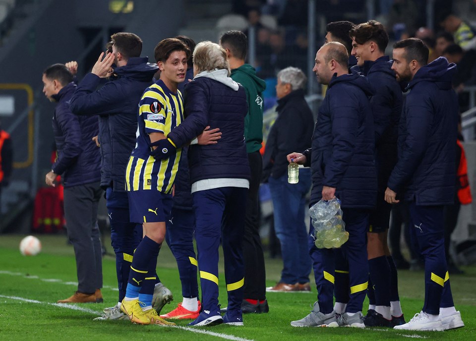 UEFA Avrupa Ligi: Namağlup lider Fenerbahçe son 16 turunda (Dinamo Kiev-Fenerbahçe maç sonucu) - 3