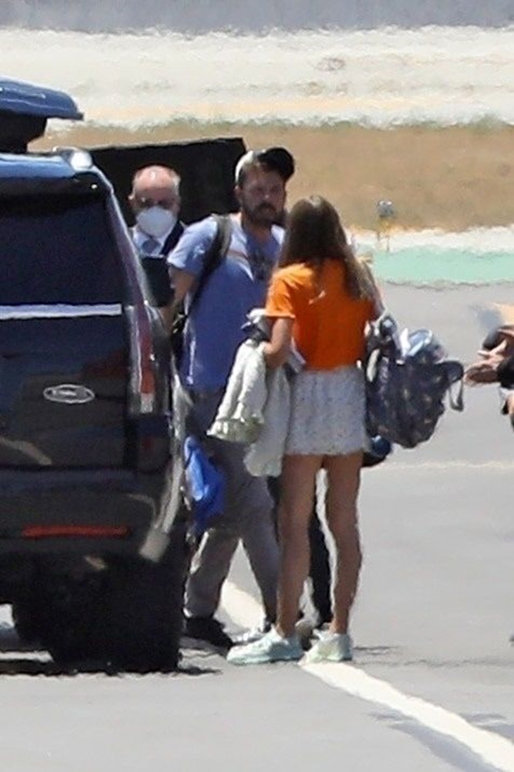 Ben Affleck ile Ana de Armas'dan özel jetle tatile çıktı - 6