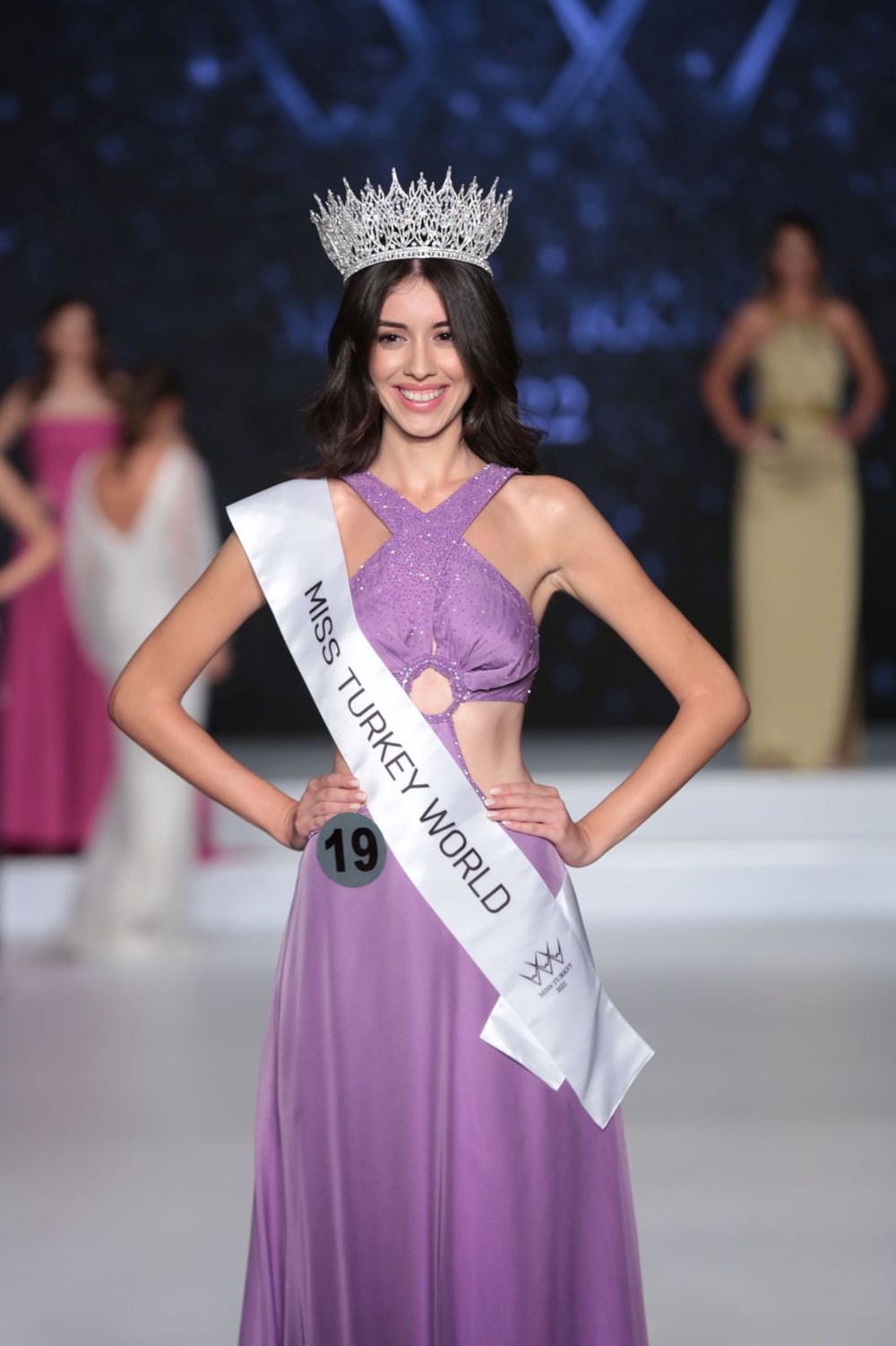 Miss Turkey birincisi seçilen Nursena Say kimdir? - 6