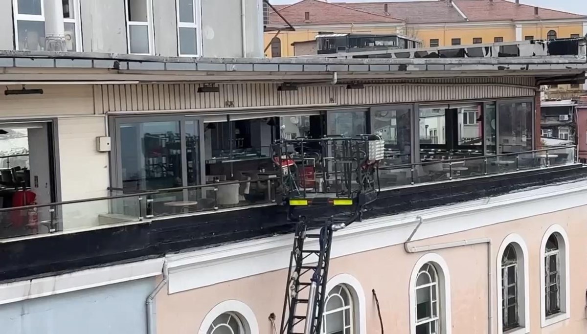 Masonlar Büyük Locası Derneği'nde yangın Masonlar Büyük Locası Derneği'nde yangın
