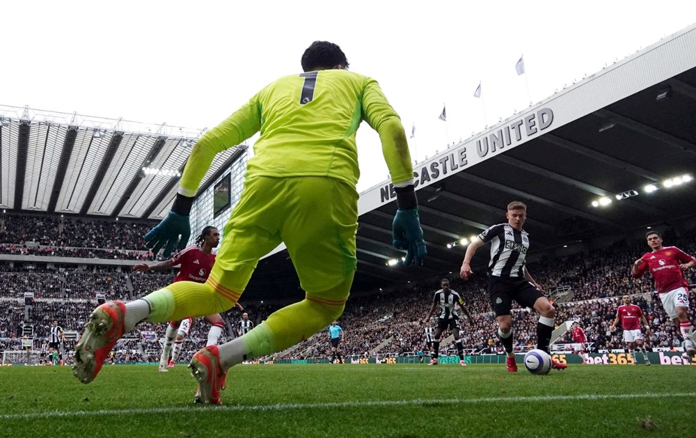 5 gollü maçın ardından hedef tahtasında milli file bekçisi Altay Bayındır var - 5