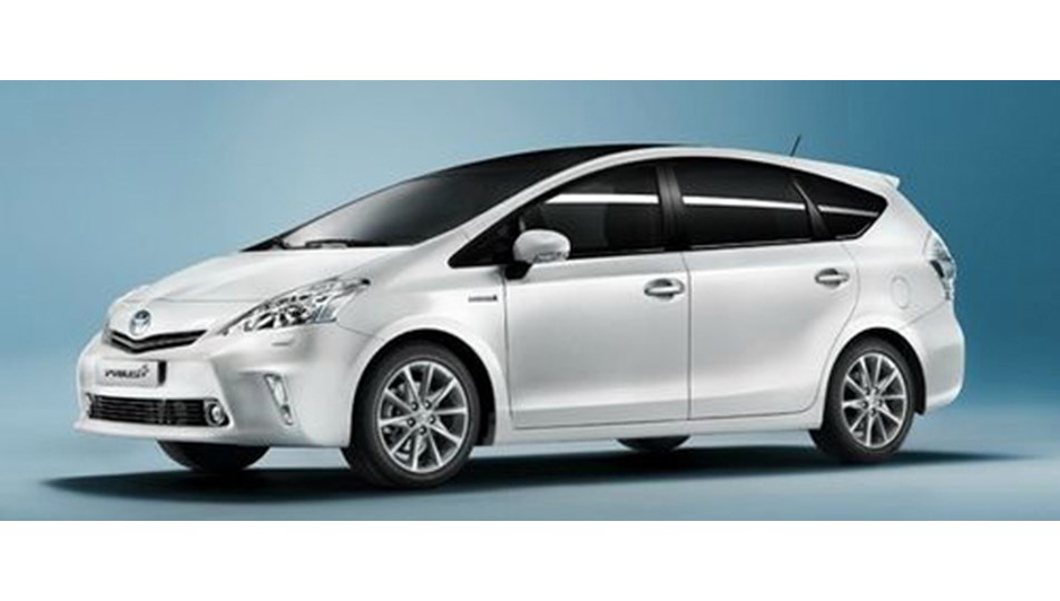 Toyota yedi kişilik hibrit otomobilini duyurdu