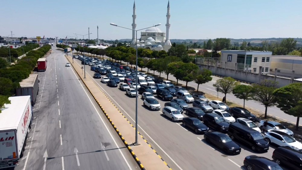 Gurbetçilerin dönüş yolculuğu başladı | Kapıkule Sınır Kapısı’nda yoğunluk - 2