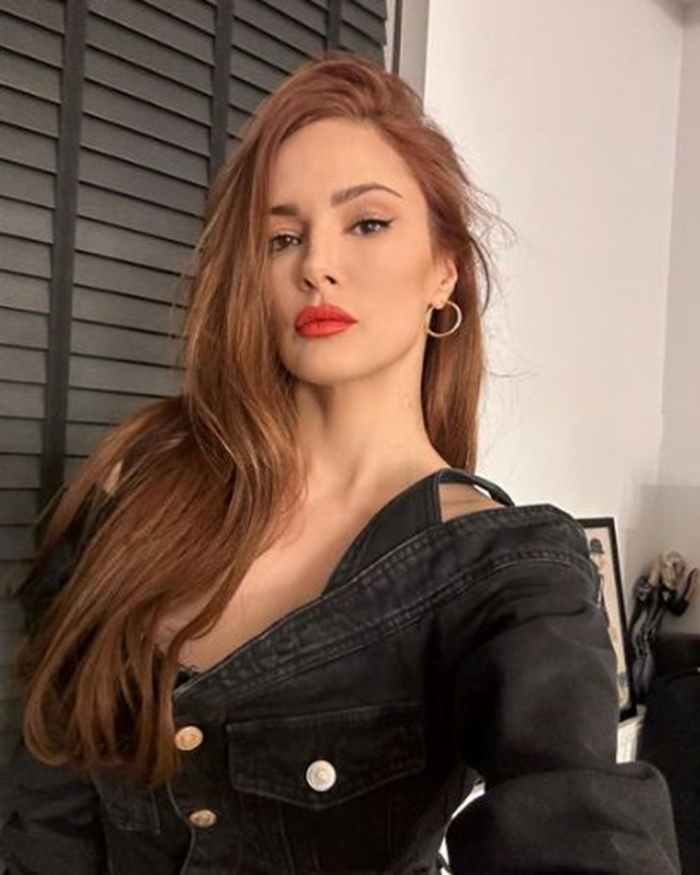 Son hali gündem olan Mine Tugay sessizliğini bozdu - 4