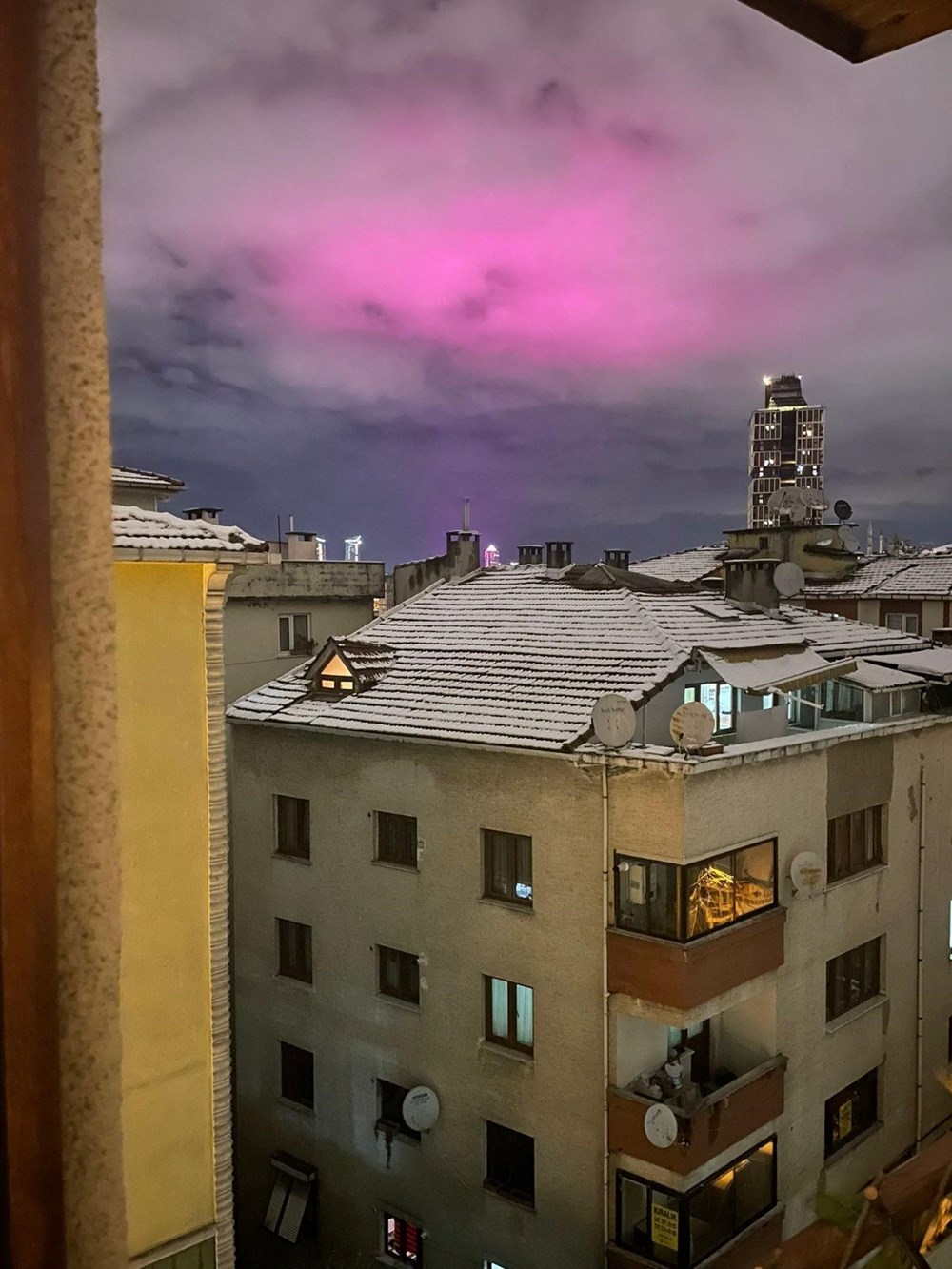 İstanbul'da pembe bulut heyecanı: Nasıl oluştular? - 1