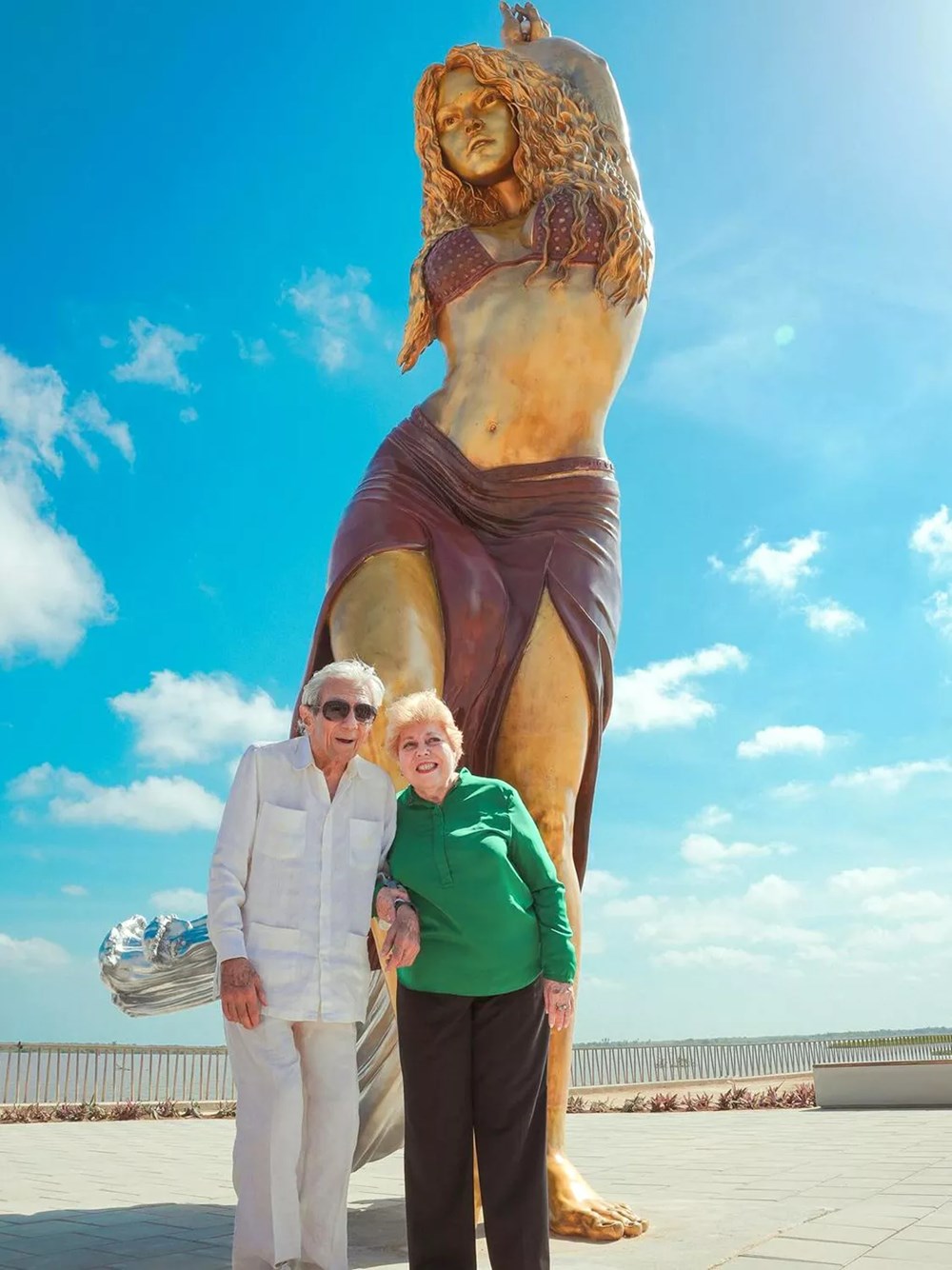 Görenleri şaşırtan Shakira heykeli - 3