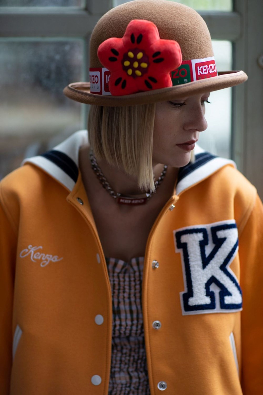 Fransız lüks marka Kenzo, kolej stilini modaya geri getiriyor - 9