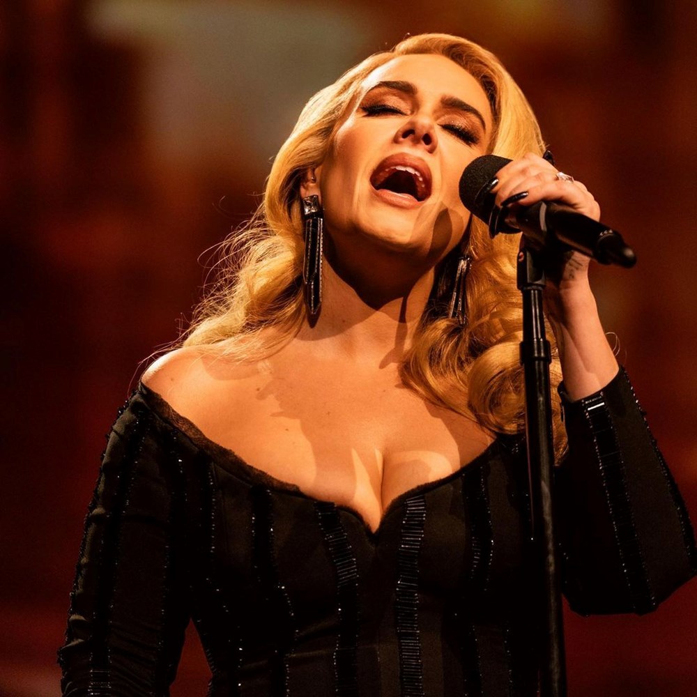 Adele'den mükemmel saç ve makyajın sırrı - 3