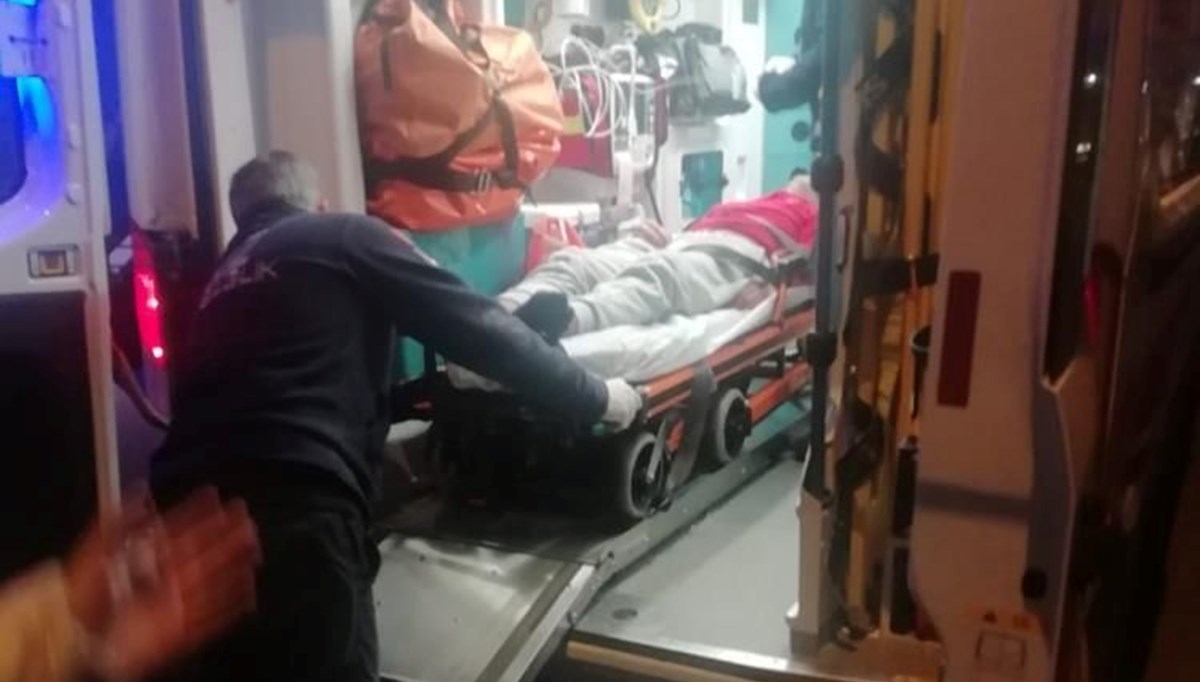 Alkolü fazla kaçırdı: Komaya girip hastanelik oldu Alkolü fazla kaçırdı: Komaya girip hastanelik oldu