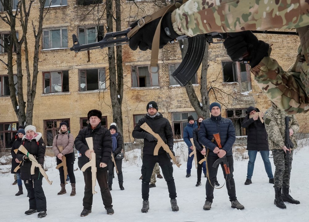Ukrayna'da savaş hazırlığı: ABD'liler askerleri, askerler sivilleri eğitti - 9
