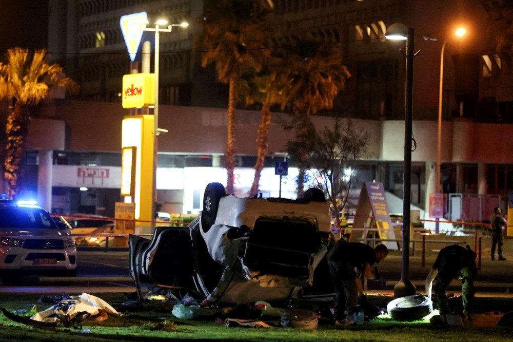 İsrail'de bir araç kalabalığın arasına daldı: 1 turist öldü, 6 kişi yaralandı - 5