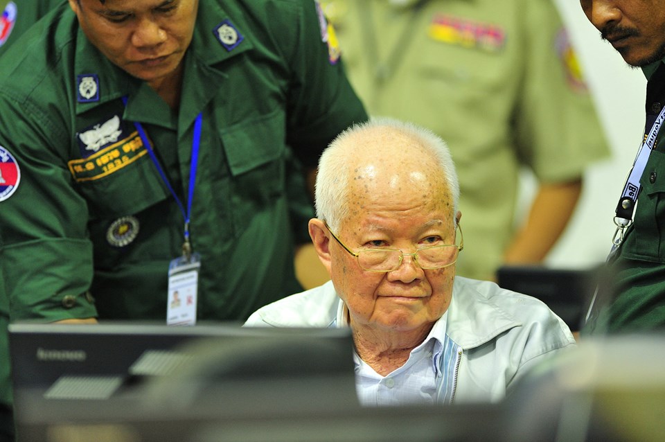 Kamboçya'da 16 yıl süren Kızıl Kmerler davası sona erdi - 1