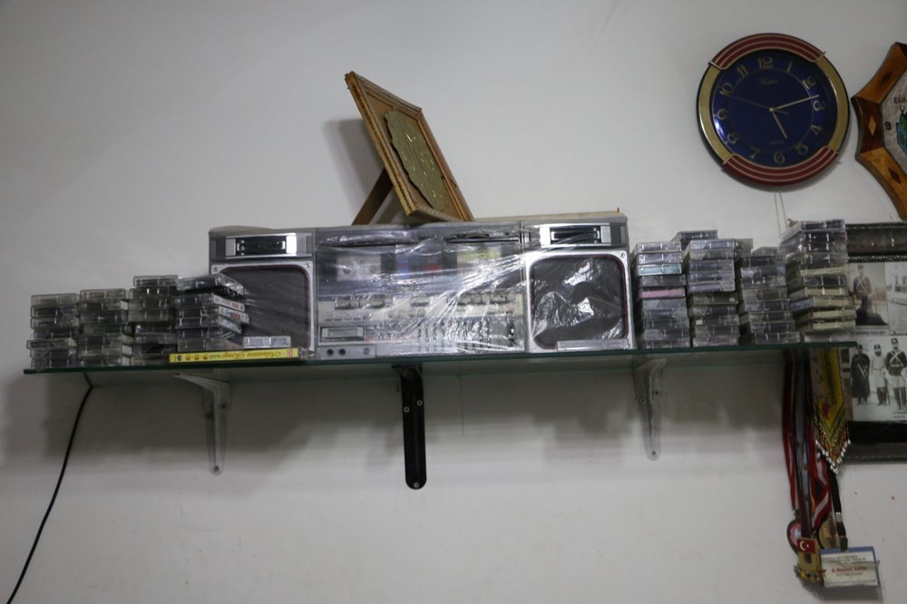 Diyarbakırlı bakkal tarihi olayları tek tek defterine not ediyor - 2