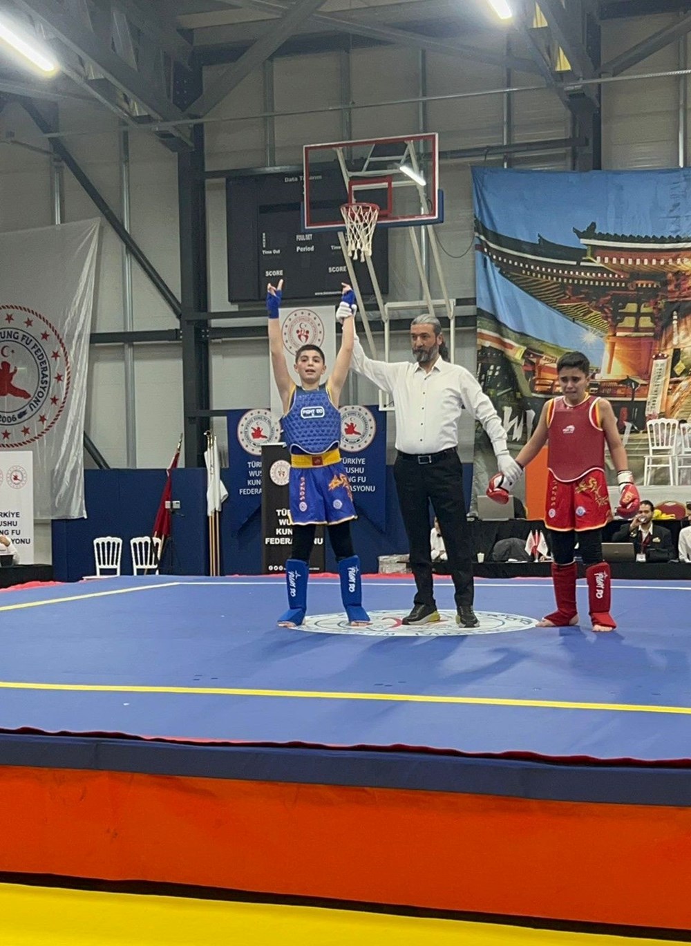 Rocky'nin İlhamıyla Gelen Türkiye Şampiyonluğu 75 KQUHkS4ZF0eedAIXAAV EA