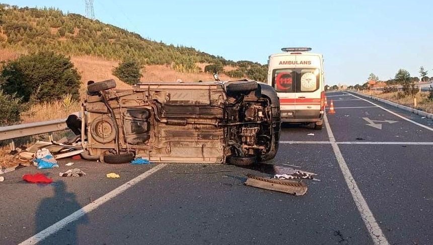Uşak'ta kaza: Bir ölü, dört yaralı