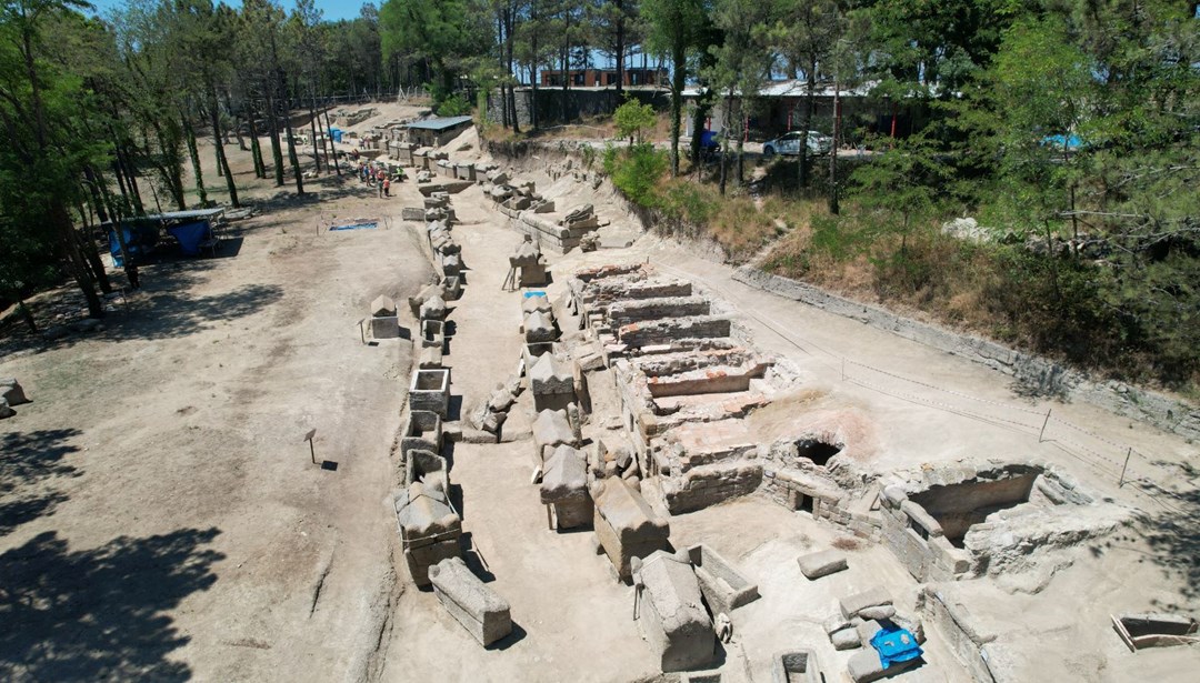 Tios Antik Kenti'ndeki nekropol alanı gün ışığına kavuşuyor
