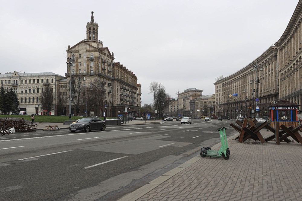 Ukrayna'nın başkenti Kiev'de hayat kademeli olarak normale dönmeye başladı - 11