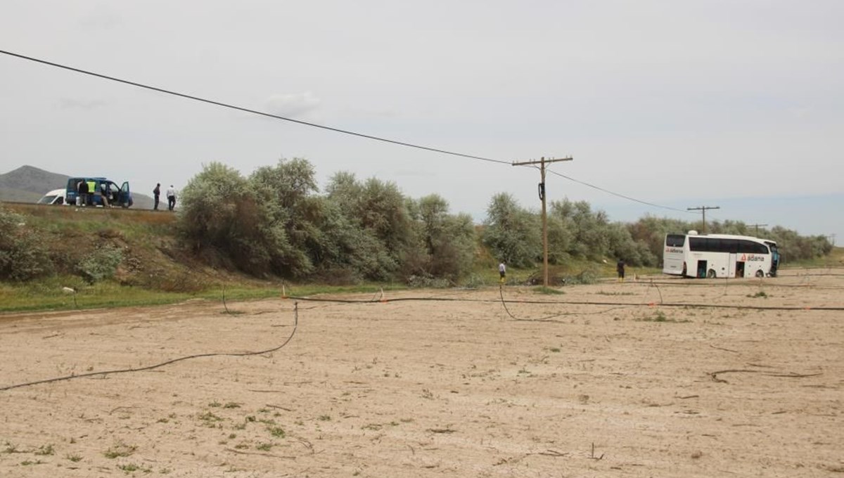 Kayseri'de yolcu otobüsü kazası: 4 yaralı Kayseri'de yolcu otobüsü kazası: 4 yaralı
