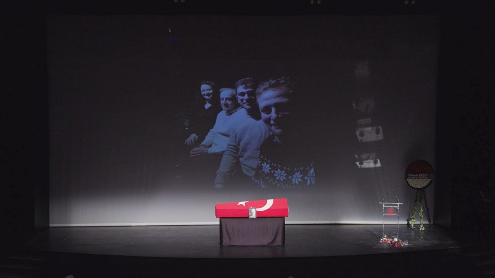 Usta oyuncu Ahmet Levendoğlu son yolculuğuna uğurlandı - 5