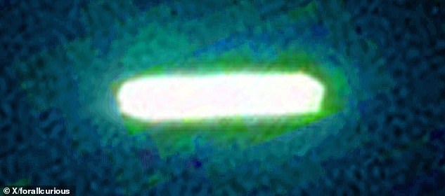 NASA’nın Perseverance gezgini tarafından çekilen fotoğrafl sosyal medyayı iki böldü. 3I/ATLAS bu fotoğrafta silindir şeklinde ve yeşil bir parıltı saçıyor.