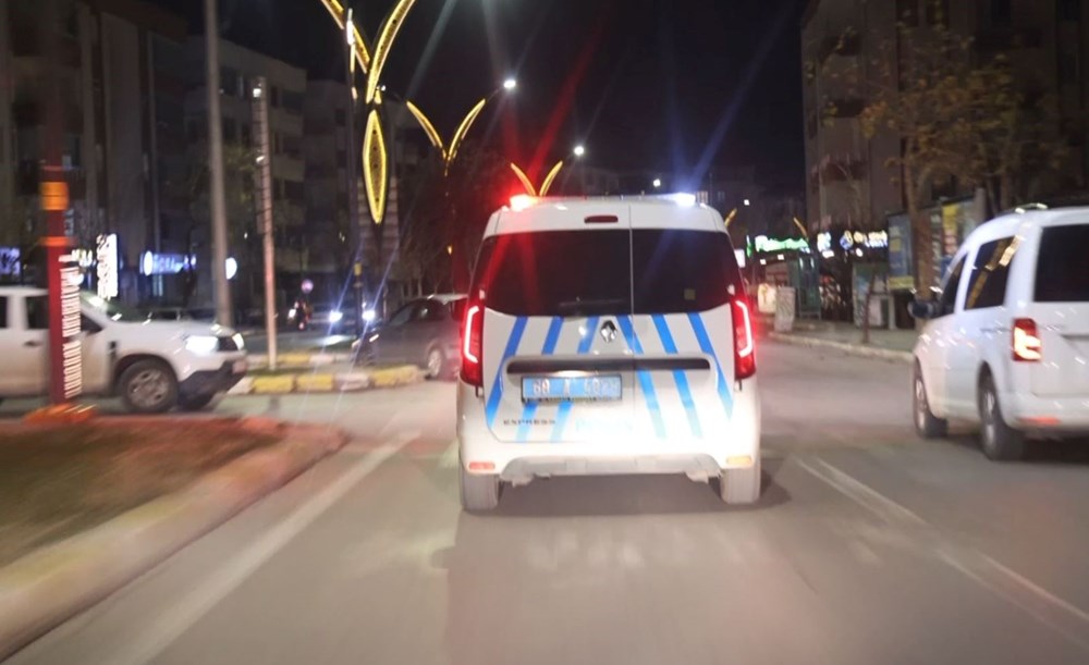 Aksaray'da babasının aracını kaçıran çocuk emniyeti alarma geçirdi - 1