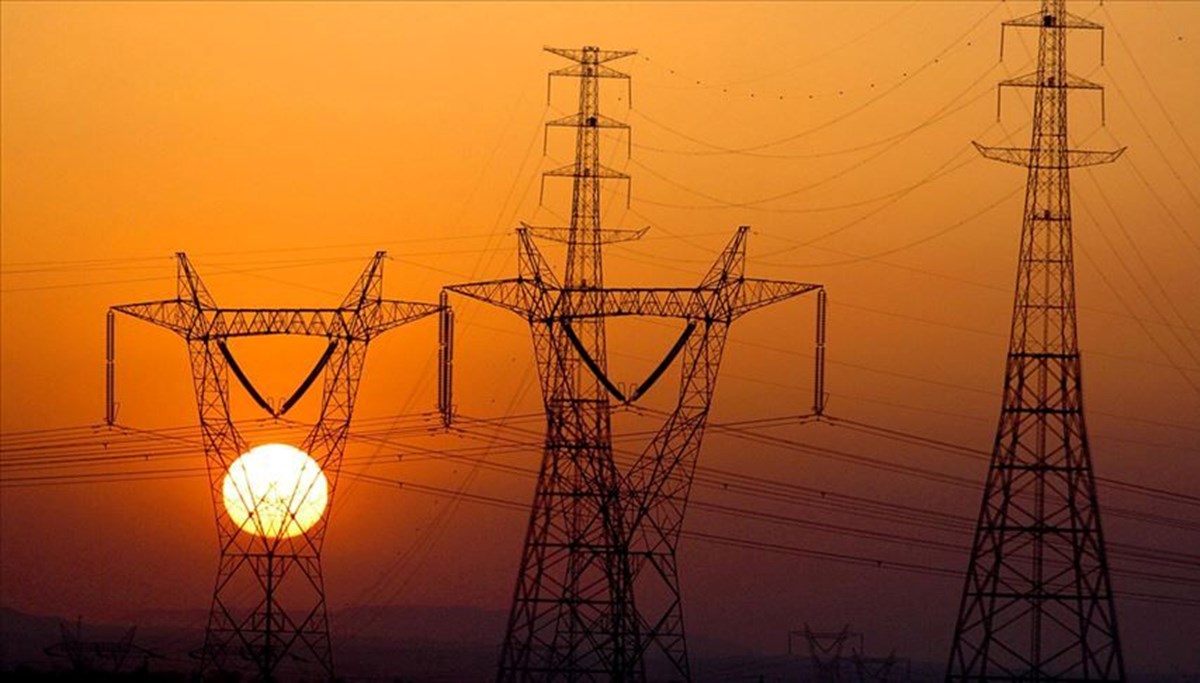 Elektrik üretimi ağustosta yüzde 4,3 azaldı