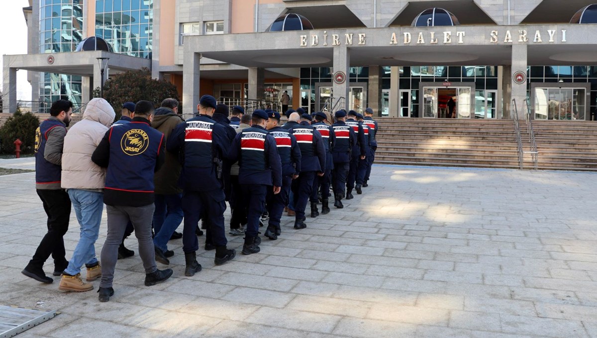 Edirne'de usulsüz ihale soruşturması: 10 gözaltı Edirne'de usulsüz ihale soruşturması: 10 gözaltı