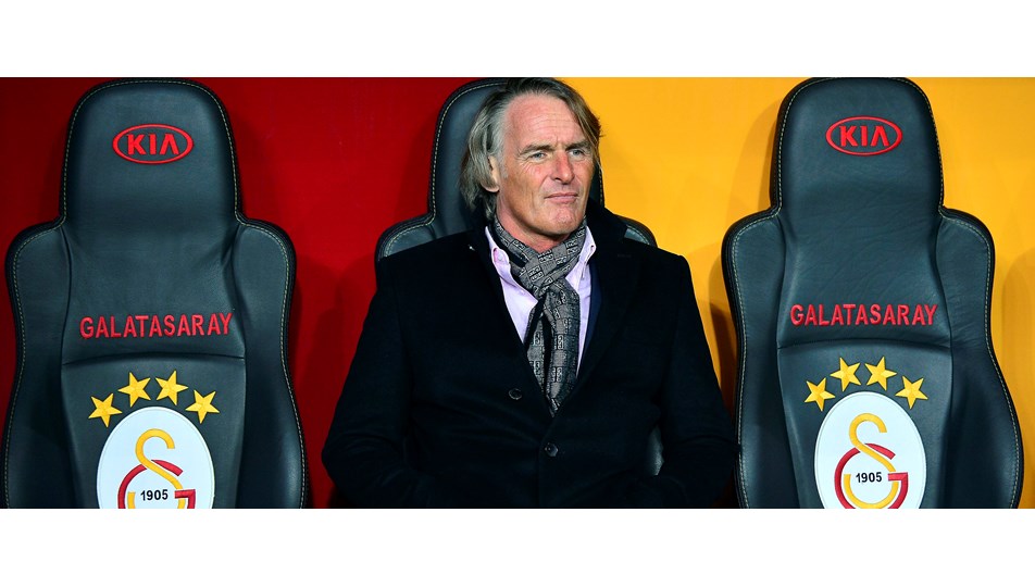 Riekerink: Podolski'nin bizimle kalması mutluluk verici