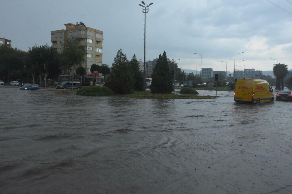 İzmir, Bursa ve Çanakkale'de sağanak etkili oldu - 13