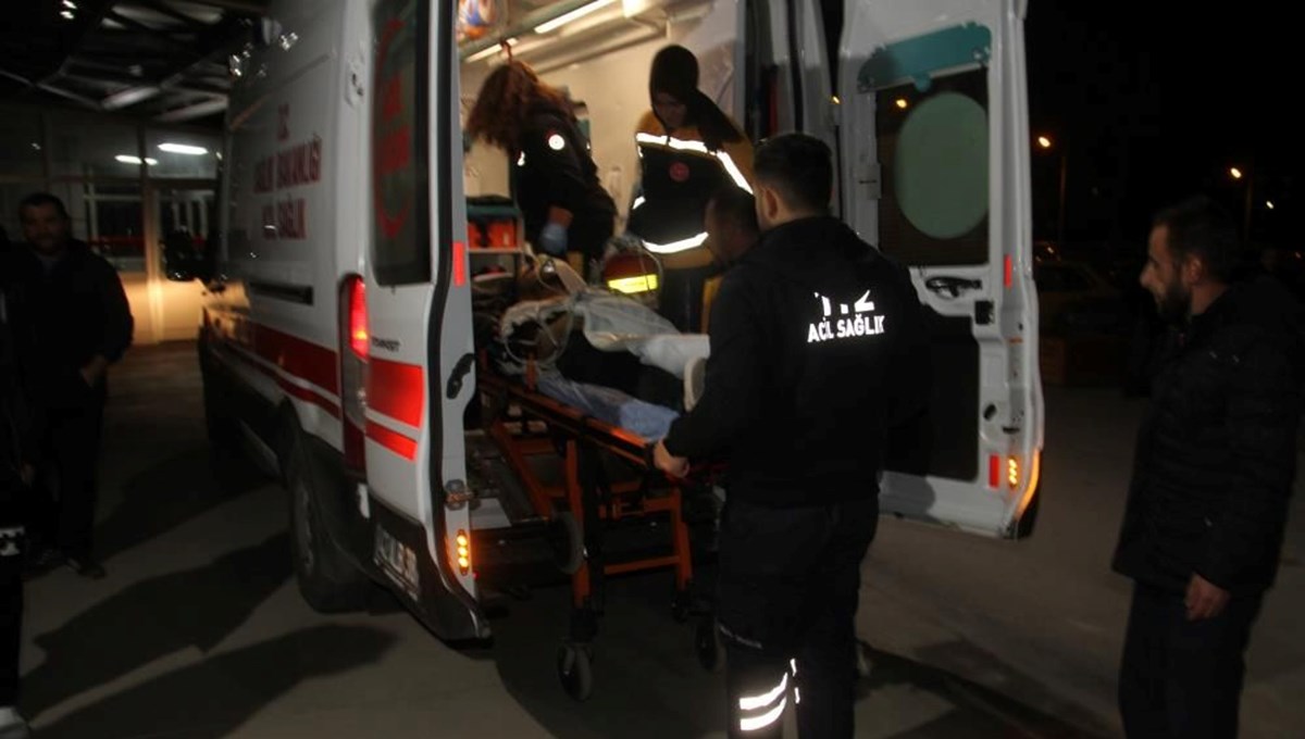Konya'da alacak verecek kavgası: Bir kişi sırtından bıçaklandı Konya'da alacak verecek kavgası: Bir kişi sırtından bıçaklandı