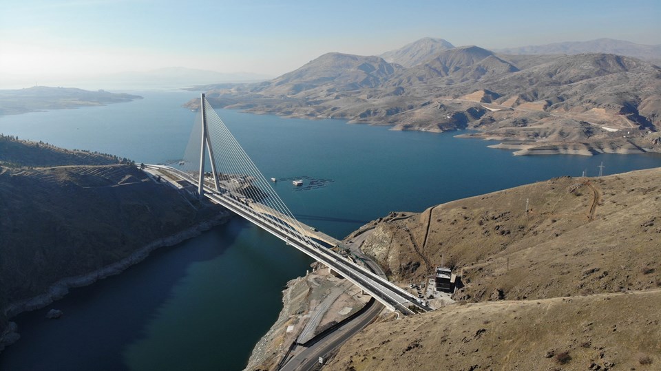 Cumhurbaşkanı Erdoğan: Kömürhan Köprüsü, kendi grubunda dünyanın 4. büyük projesi - 1