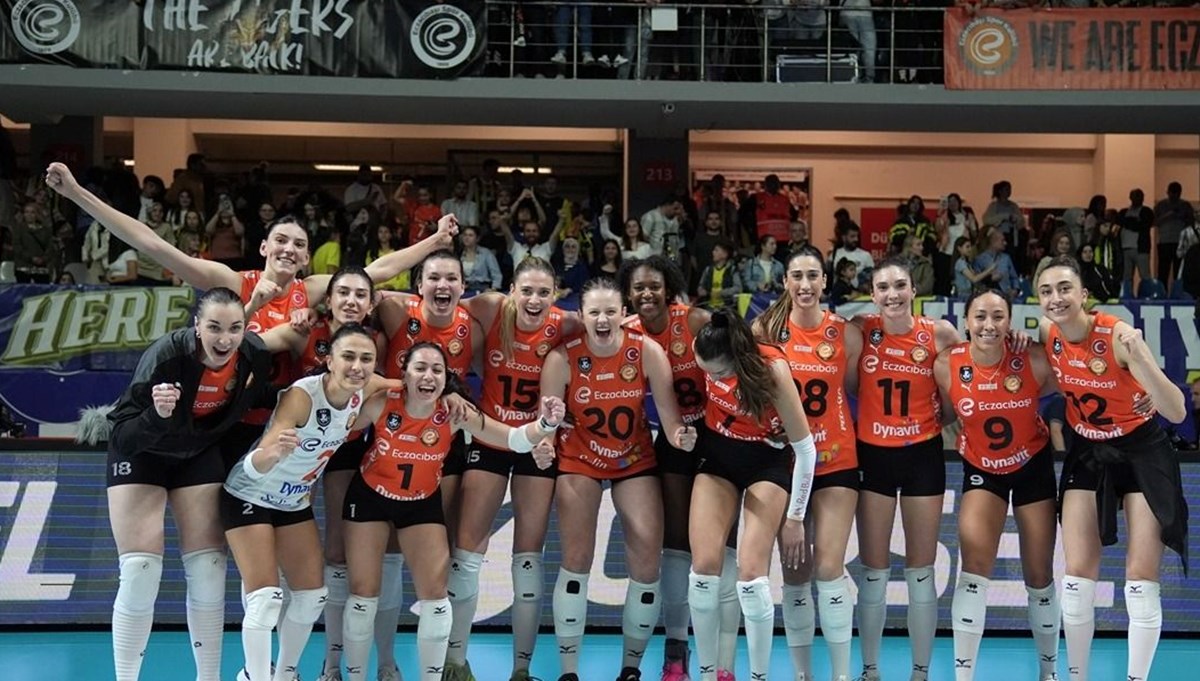 Eczacıbaşı Dynavit, seride durumu 2-2'ye getirdi Eczacıbaşı Dynavit, seride durumu 2-2'ye getirdi