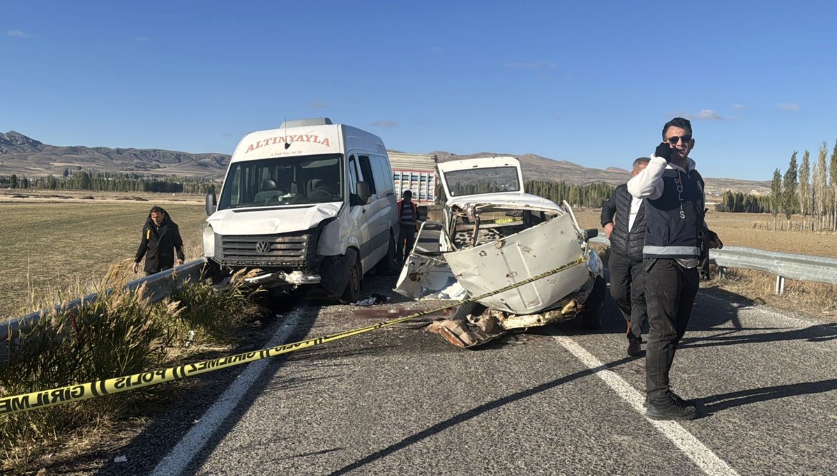 Sivas'ta feci kaza: 1 ölü, 3 yaralı