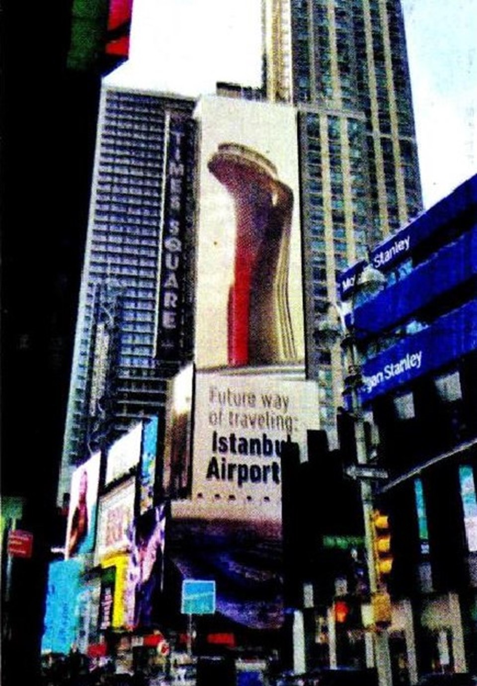 İstanbul Havalimanı Times Square'de - 1