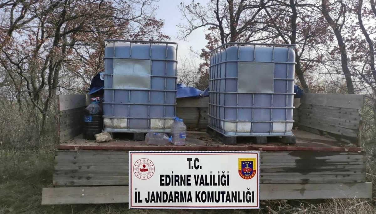 Ormanda 2 bin 200 litre sahte içki ele geçirildi