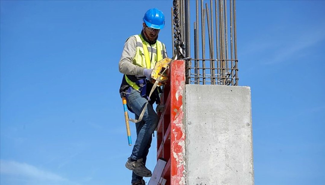 İnşaatlarda yeni dönem: Yapı ustalarına bakanlık takibi