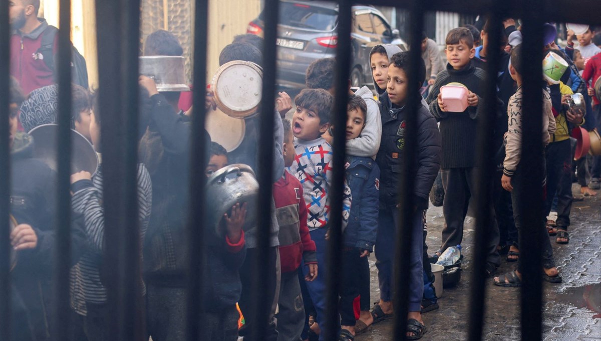 Fransa Dışişleri Bakanı: Gazze'nin geleceğini belirlemek İsrail'e düşmez