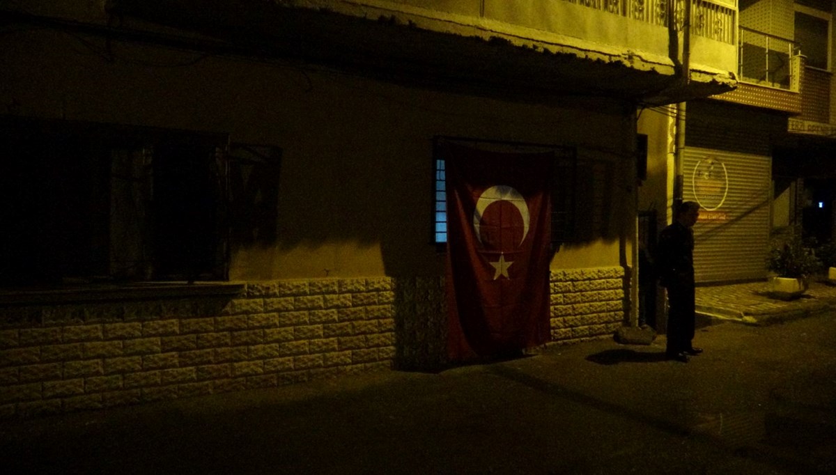 Türkiye şehitlerine ağlıyor Türkiye şehitlerine ağlıyor