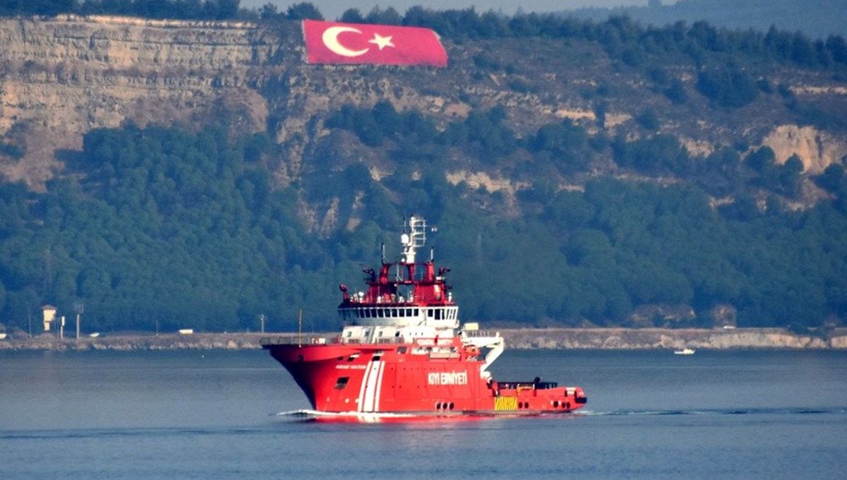 Nene Hatun gemisi, Çanakkale'deki yangına müdahale için yola çıktı