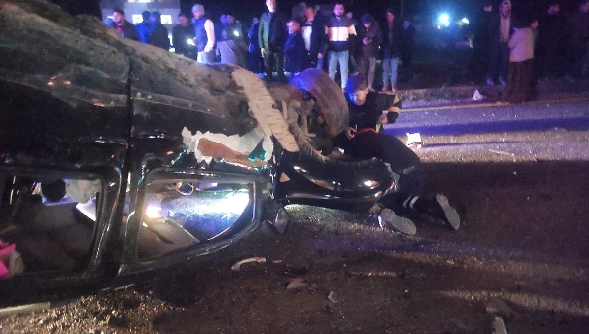 Mardin'de trafik kazası: 3 kişi yaralandı Mardin'de trafik kazası: 3 kişi yaralandı